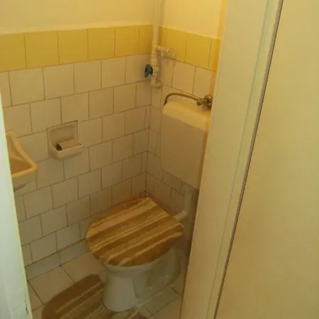 Gyongyi Apartman * קסזטלי